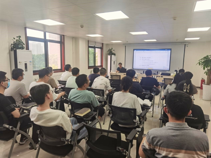 第一地理信息制圖院舉辦軟件技術(shù)經(jīng)驗分享交流會，共促專業(yè)發(fā)展